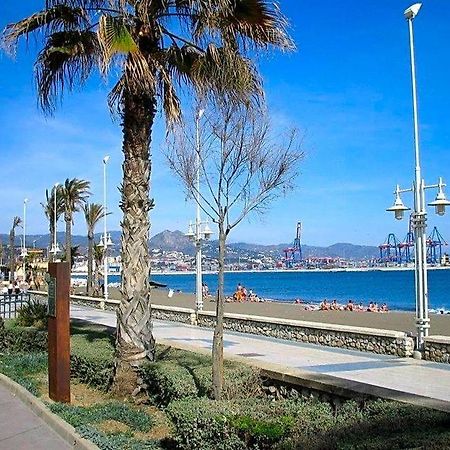 Reyna Apartamentos Малага Екстер'єр фото